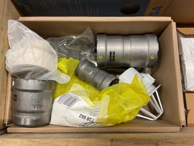 Partij sanitair - afbeelding 4 van  7