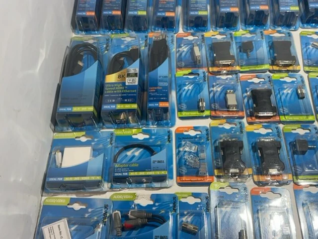 Partij scanpart adapters en kabels - ca. 50 stuks - afbeelding 3 van  7