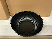 Partij schaal ribbel d25/h9cm mat zwart (96x) - afbeelding 1 van  4