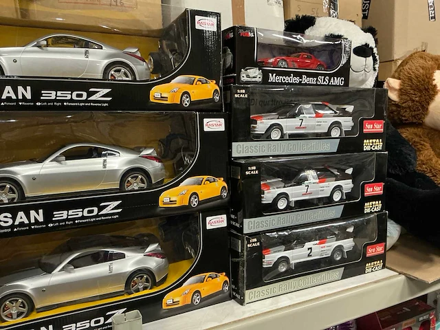 Partij schaalmodel auto’s (nissan 350z/classic rally/mercedes-benz sls amg) (34x) - afbeelding 1 van  5