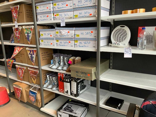 Partij schaatsen & snowboots - afbeelding 1 van  6