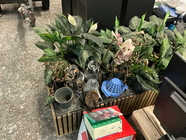 Partij schadematerialen - afbeelding 14 van  53