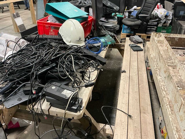 Partij schadematerialen - afbeelding 18 van  53