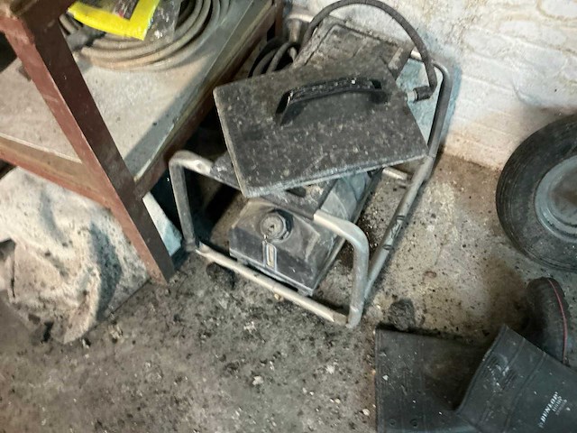 Partij schadematerialen - afbeelding 22 van  53