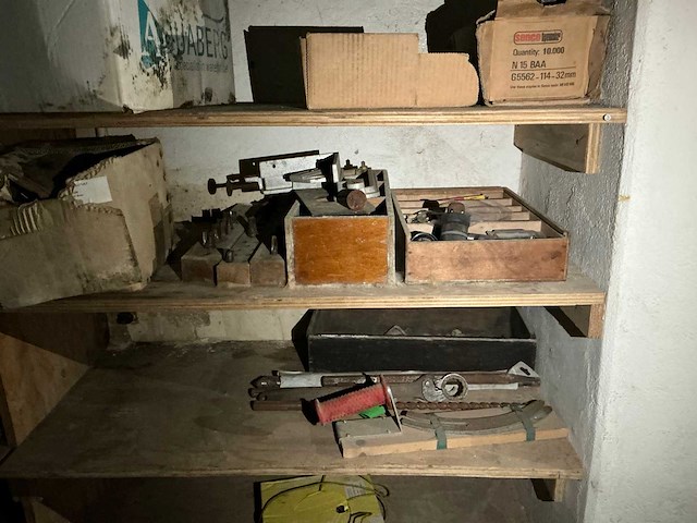 Partij schadematerialen - afbeelding 33 van  53