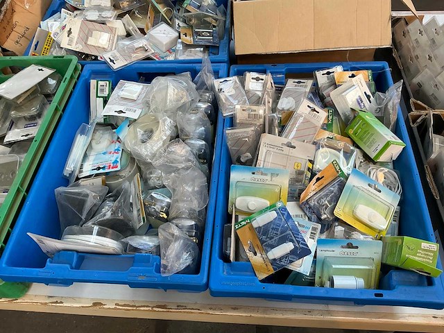 Partij schakel en aansluitmateriaal - afbeelding 6 van  12