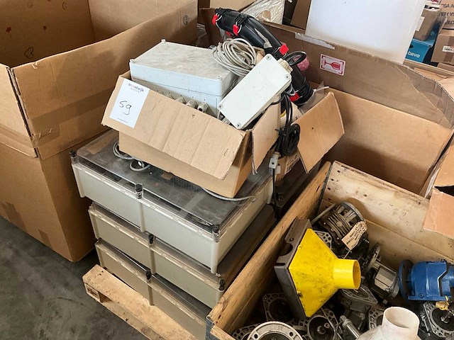 Partij schakel / verdeelkasten - afbeelding 1 van  4