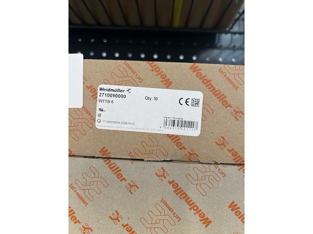 Partij schakelmateriaal en accessoires - afbeelding 4 van  9