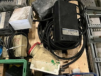 Partij schakelmateriaal en toebehoren - afbeelding 6 van  8