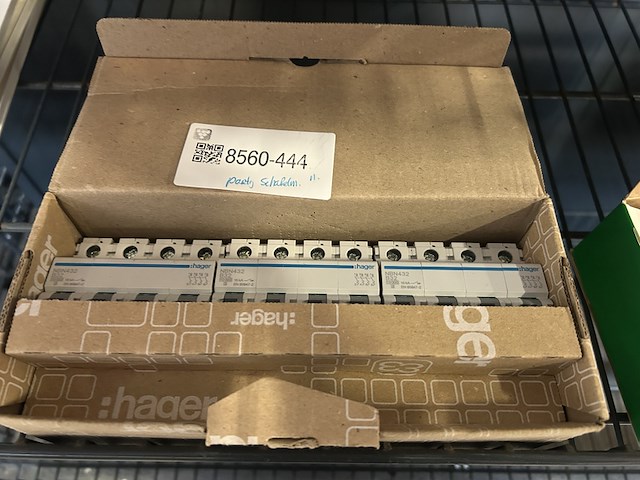 Partij schakelmateriaal w.o. hager, finder - afbeelding 3 van  9