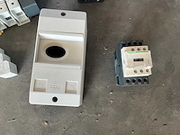 Partij schakelmateriaal - afbeelding 7 van  11