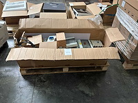 Partij schakelmateriaal - afbeelding 9 van  9