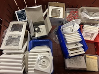 Partij schakelmateriaal - afbeelding 14 van  14