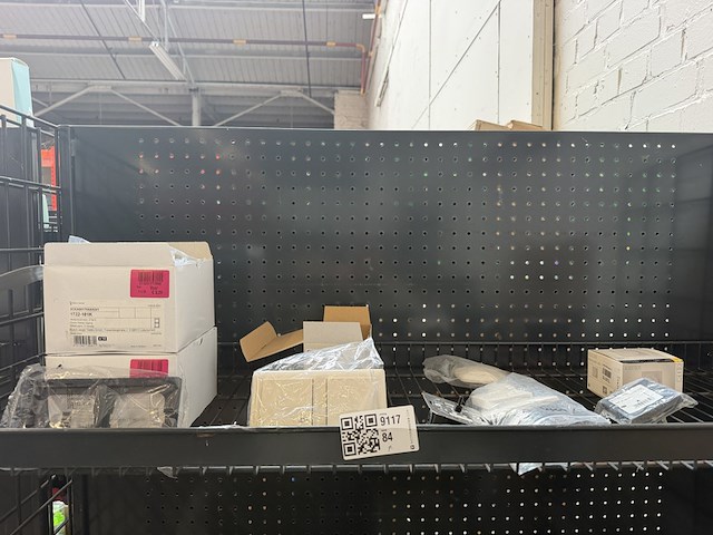 Partij schakelmateriaal - afbeelding 1 van  7