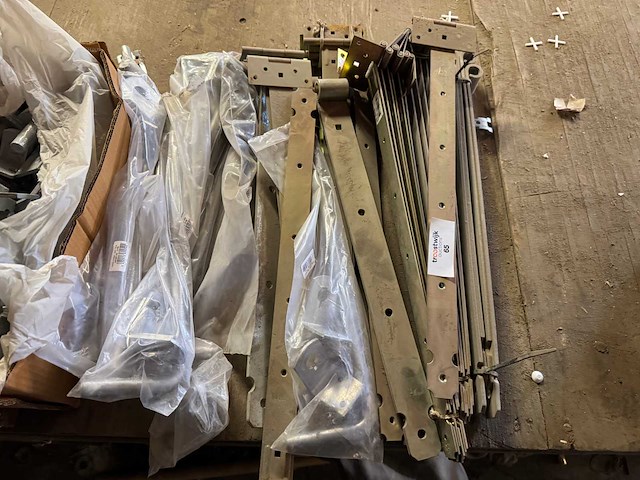 Partij scharnieren - deurbeslag - afbeelding 1 van  3