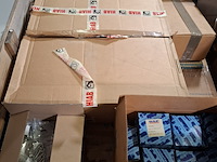 Partij scharnieren en onderdelen, o.a. daf - afbeelding 2 van  10