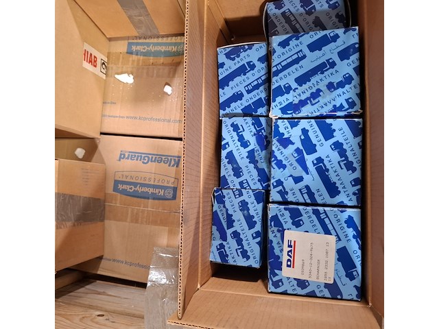 Partij scharnieren en onderdelen, o.a. daf - afbeelding 5 van  10