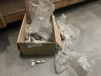 Partij scharnieren - afbeelding 1 van  3