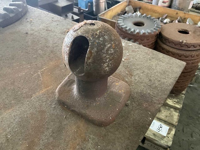 Partij scharnierpunten voor kipperbak - afbeelding 2 van  2