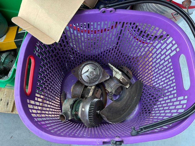 Partij scheepsvaart benodigdheden - afbeelding 5 van  10