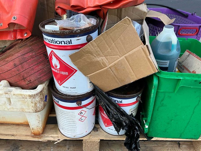 Partij scheepsvaart benodigdheden - afbeelding 8 van  10