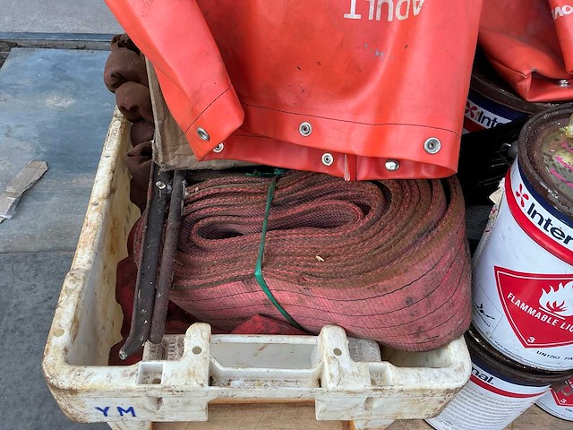 Partij scheepsvaart benodigdheden - afbeelding 9 van  10