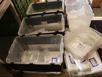 Partij scheltinga g-label vacuüm zakken & kunststof opbergbakken (4 stuks) - afbeelding 1 van  16