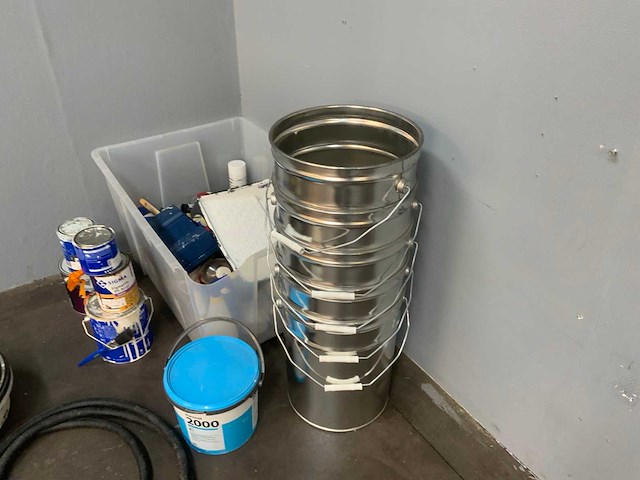 Partij schilderbenodigdheden - afbeelding 6 van  6