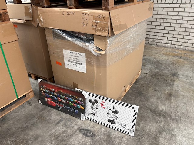 Partij schilderijen/wanddecoratie disney, canvas - afbeelding 1 van  4