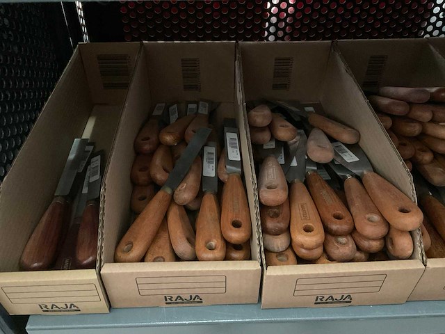 Partij schilders benodigdheden - afbeelding 9 van  11