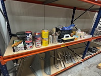 Partij schilders benodigheden en verf - afbeelding 1 van  9