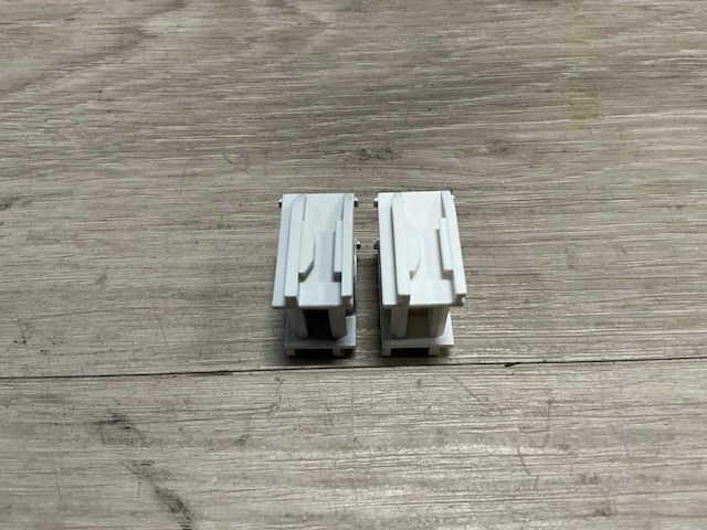 Partij schnabel 16mm kabelbuisklem - afbeelding 3 van  5