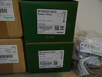 Partij schneider electric installatiemateriaal, ca 40 items - afbeelding 6 van  7