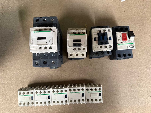 Partij schneider electric tesys/harmony schakelmateriaal - afbeelding 6 van  8