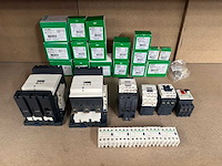 Partij schneider electric tesys/harmony schakelmateriaal - afbeelding 1 van  8