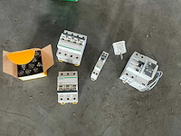 Partij schneider schakelmateriaal - afbeelding 1 van  12