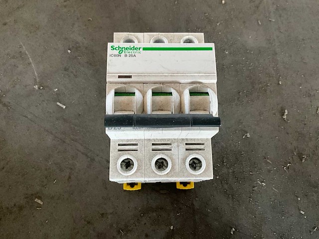 Partij schneider schakelmateriaal - afbeelding 8 van  12