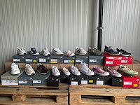 Partij schoenen (19x) - afbeelding 1 van  8