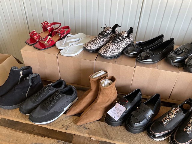 Partij schoenen (20x) - afbeelding 7 van  10