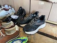 Partij schoenen (27x) - afbeelding 2 van  14