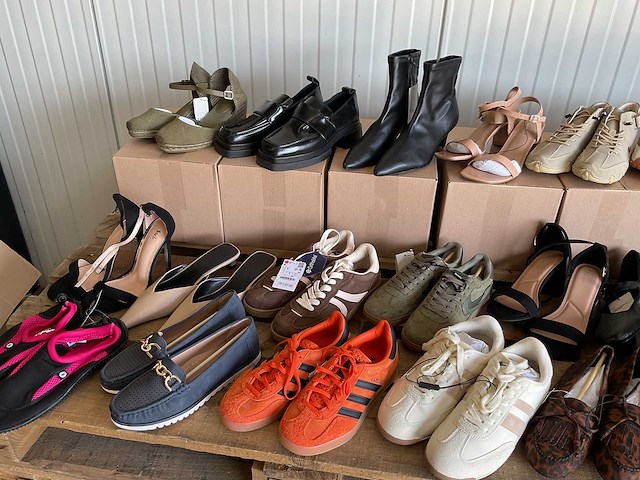 Partij schoenen (27x) - afbeelding 9 van  14