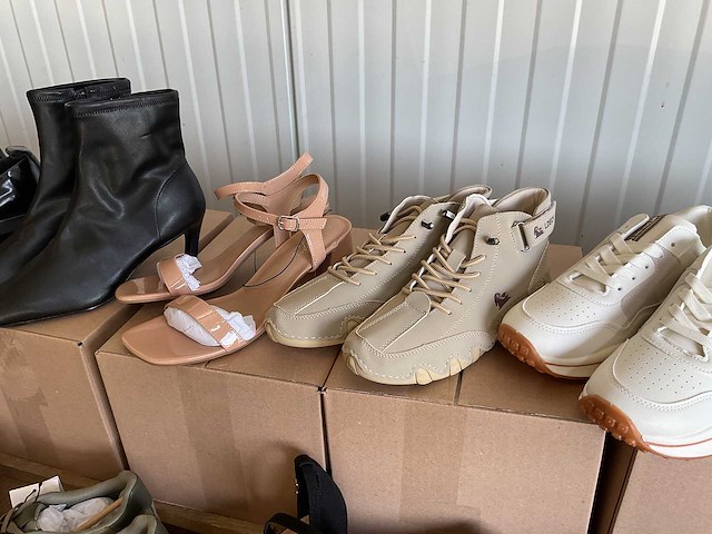 Partij schoenen (27x) - afbeelding 11 van  14