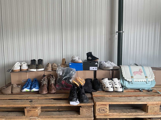 Partij schoenen (47x) - afbeelding 10 van  15
