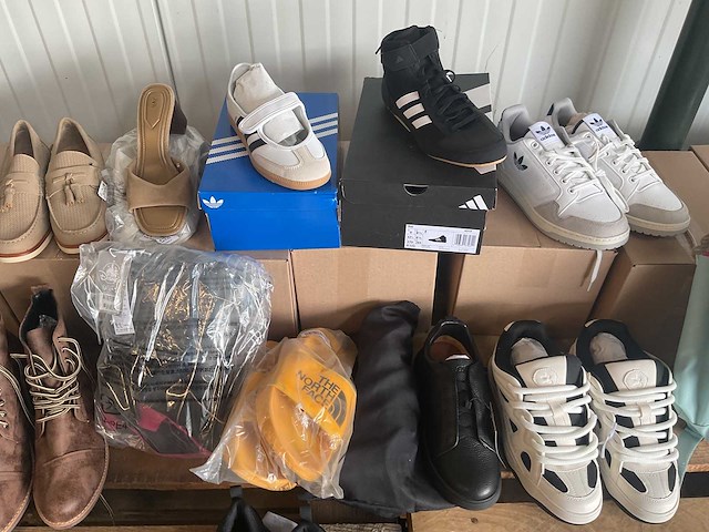 Partij schoenen (47x) - afbeelding 13 van  15