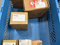 Partij schoenen, bouten en overige accesoires - afbeelding 6 van  15
