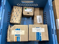 Partij schoenen, bouten en overige accesoires - afbeelding 13 van  15
