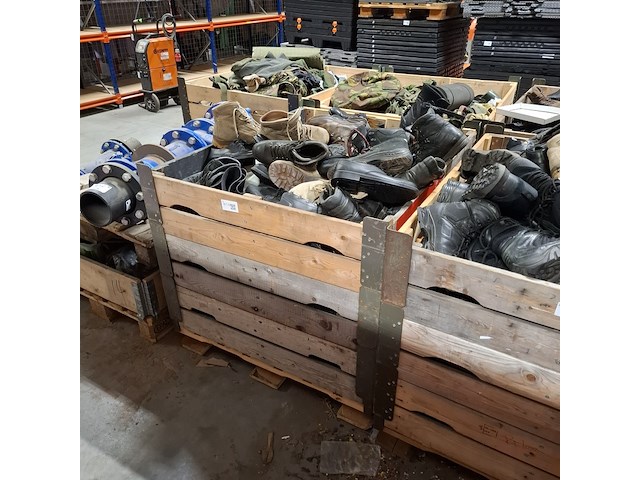 Partij schoenen defensie, meindl /lowa /defensie/haix - afbeelding 1 van  14