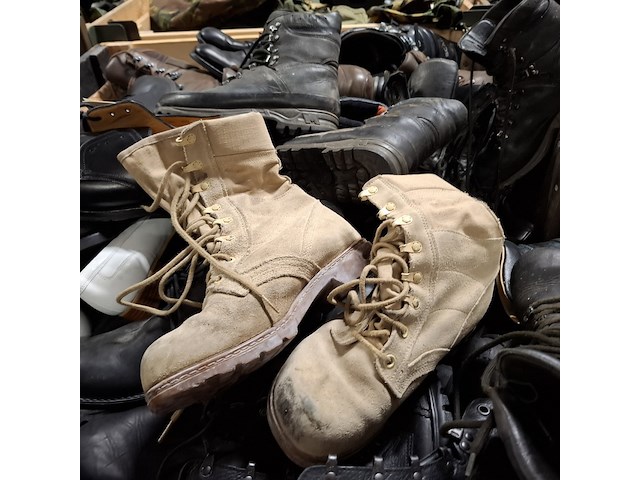 Partij schoenen defensie, meindl /lowa /defensie/haix - afbeelding 14 van  14