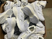 Partij schoenen diverse maten - afbeelding 4 van  5