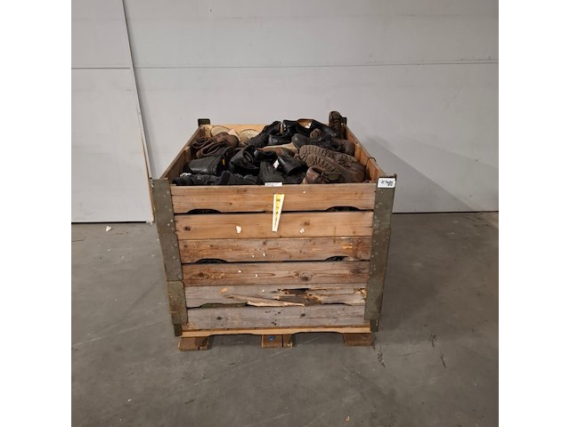 Partij schoenen in diverse soorten en maten, meindl / lowa / haix - afbeelding 1 van  7